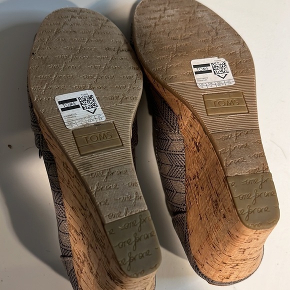 Tom’s CORK PEEP TOE WEDGES SIZE 6 - Picture 5 of 7
